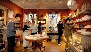 简·奥斯汀中心