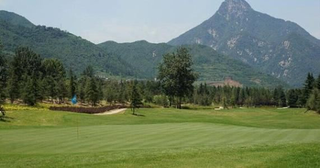 秦岭国际高尔夫俱乐部