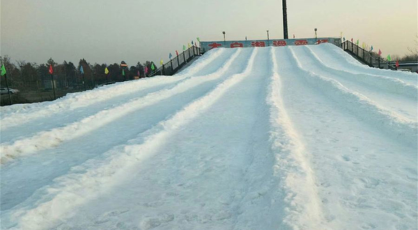 太白湖滑雪场