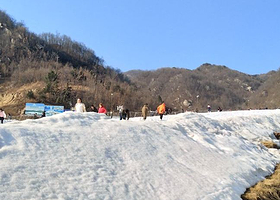 南召猿人山滑雪场