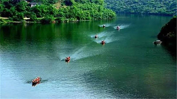 磐安双溪滩漂流