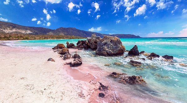粉红色沙滩