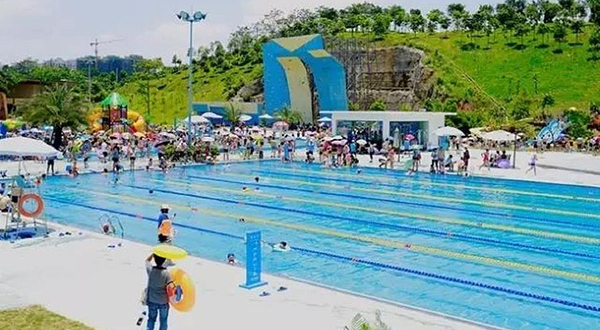 李宁体育园亲亲水世界