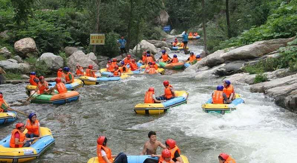 神堂关峡谷漂流