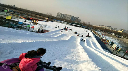 太白湖滑雪场第 8 张图片