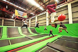 优田蹦床游泳运动俱乐部