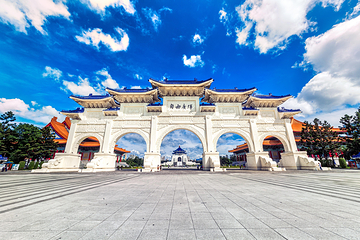 自由广场第 1 张图片