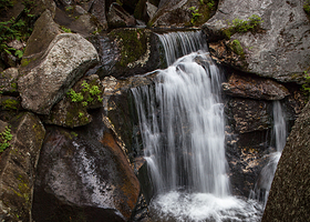 Lost River Gorge & Boulder Caves
