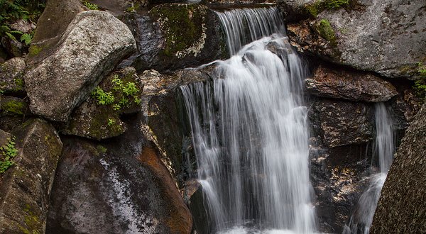 Lost River Gorge & Boulder Caves