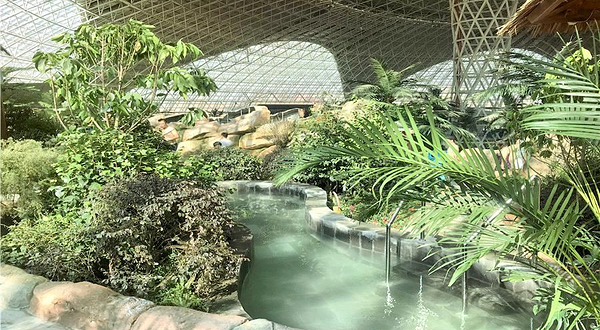 西部恐龙水乐园室内温泉馆