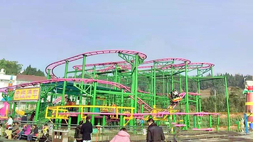 梦幻七彩游乐园