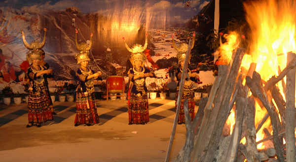 福地洞天篝火晚会