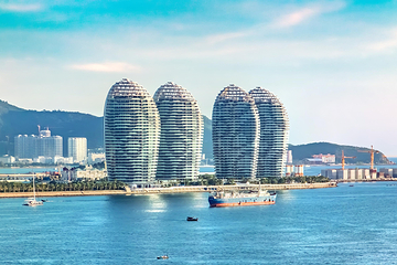 凤凰岛第 1 张图片
