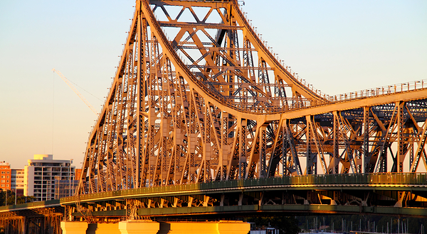 故事桥攀登体验