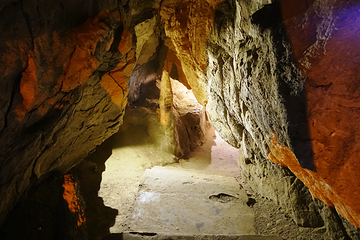 西安辋川溶洞第 13 张图片