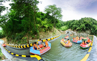 会稽山峡洞漂流