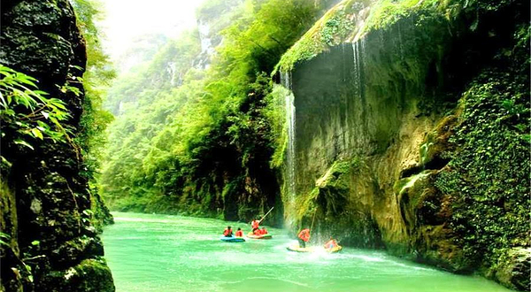 南江大峡谷漂流