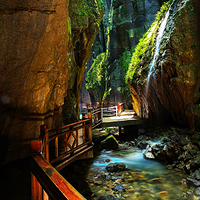 张家界地缝景区