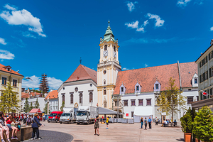 布拉提斯拉瓦旧市政厅