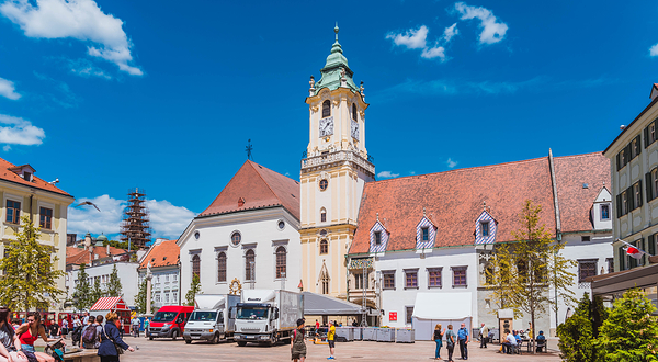 布拉提斯拉瓦旧市政厅