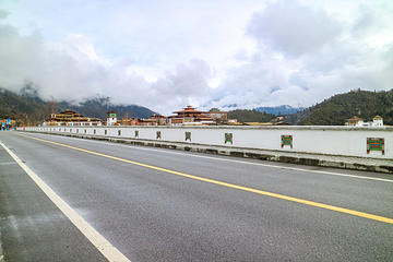 鲁朗国际旅游小镇第 11 张图片