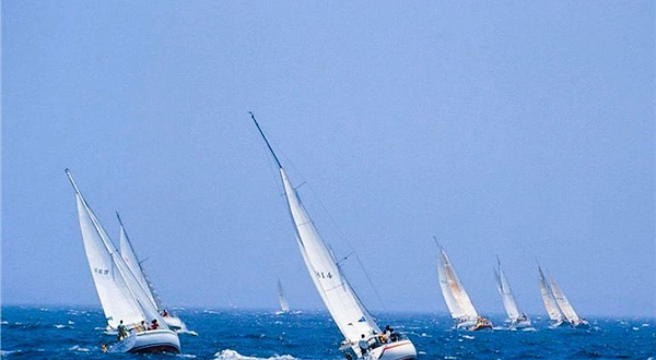 跟浪者帆船游艇俱乐部