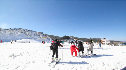 玉舍雪山滑雪场第 23 张图片