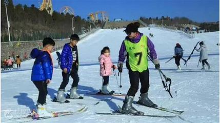 五龙山滑雪场第 2 张图片