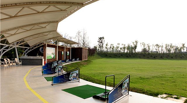 南山兴茂大酒店高尔夫球场