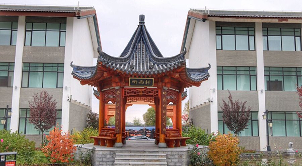 卧龙湾休闲旅游区