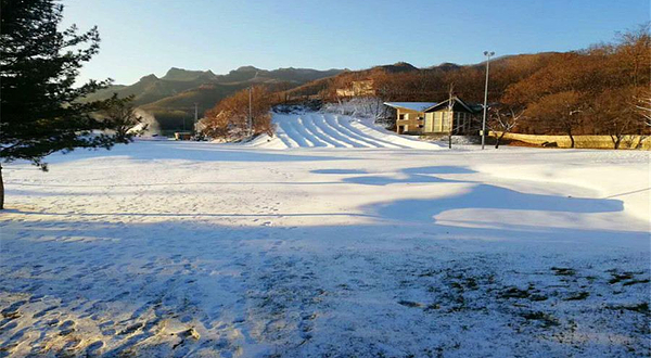 五龙高尔夫滑雪场