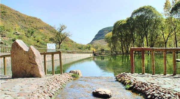 太行红山洗耳河景区