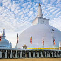 鲁梵维利萨亚舍利塔