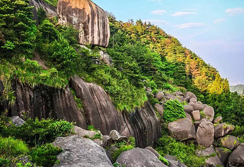 玉苍山国家森林公园第 7 张图片