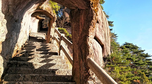 黄山风景区-石床峰