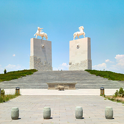 成吉思汗陵旅游区