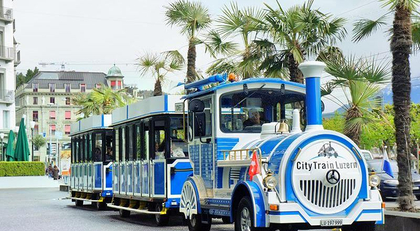 卢塞恩环城观光小火车