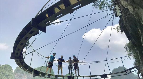 飞拉达攀岩基地