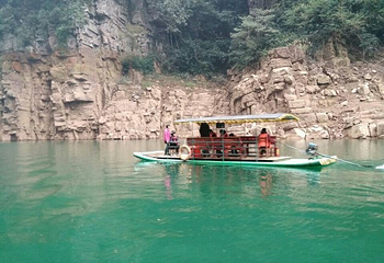 金秀圣堂湖景区第 22 张图片