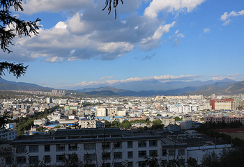 来凤山国家森林公园第 11 张图片