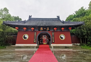 龙虎山橡皮艇漂流第 5 张图片