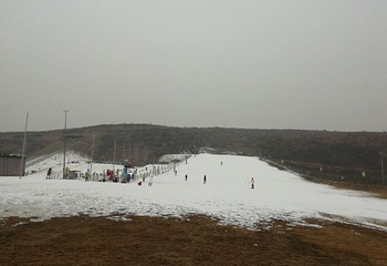 玉泉山戏雪乐园第 16 张图片