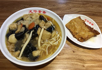 龙华寺第 34 张图片