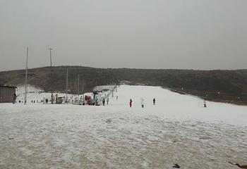 玉泉山戏雪乐园第 9 张图片