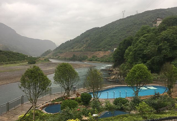 清江盐池温泉第 12 张图片