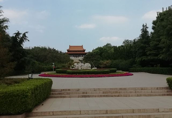 山东安丘青云山民俗游乐园第 17 张图片