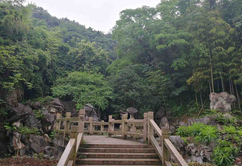 灵谷洞第 7 张图片