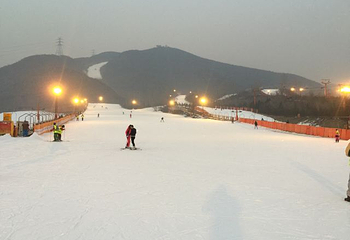 北京军都山滑雪场第 50 张图片