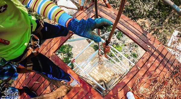 清迈博岩丛林飞跃