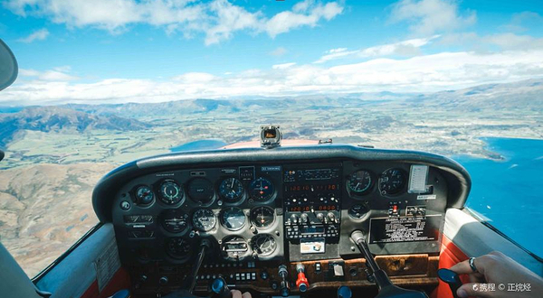 Learn to Fly NZ 瓦纳卡飞机训练营